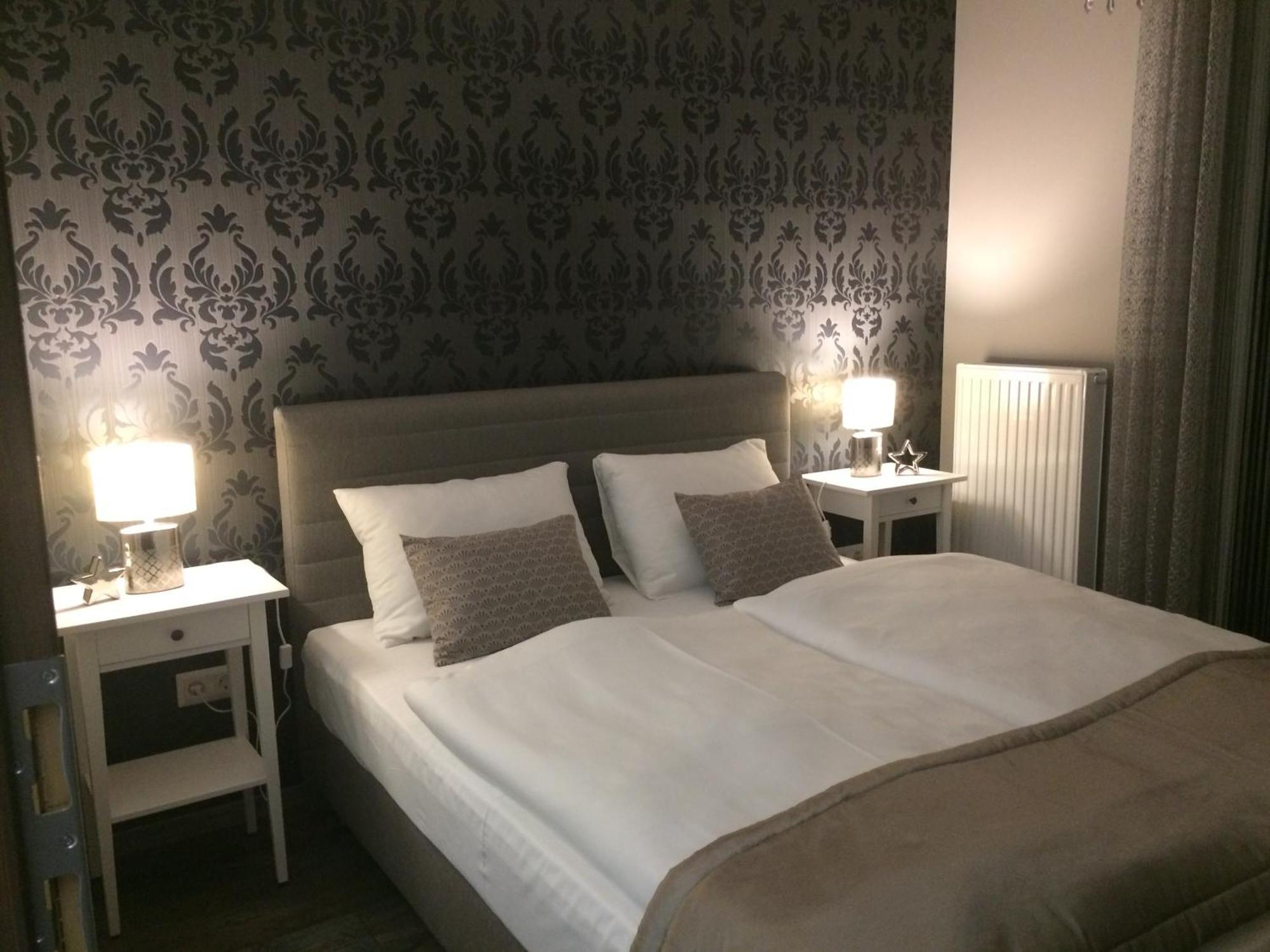 Orient Suite Sárvár Extérieur photo