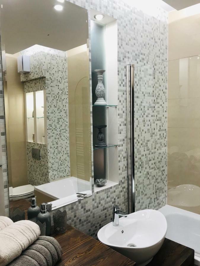 Orient Suite Sárvár Extérieur photo