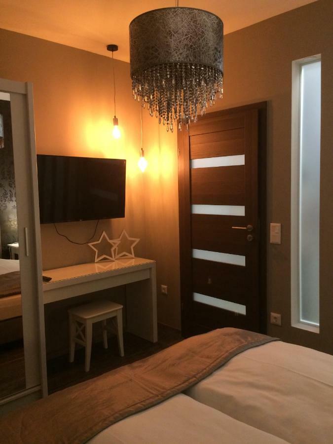 Orient Suite Sárvár Extérieur photo